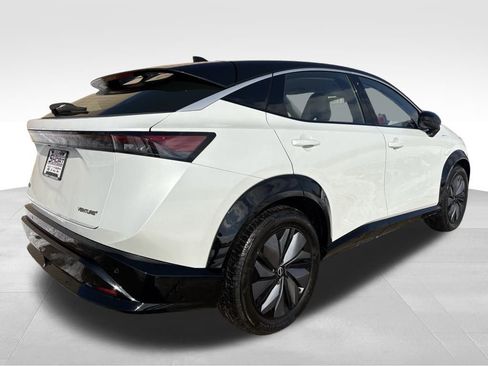 Used 2023 Nissan Ariya FWD image 5