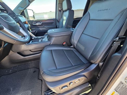 New 2026 GMC Sierra 2500 Denali w/ Denali Reserve Package image 22