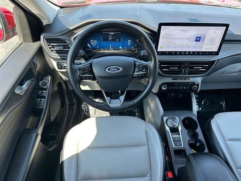 Certified 2023 Ford Escape Platinum AWD/4WD image 5
