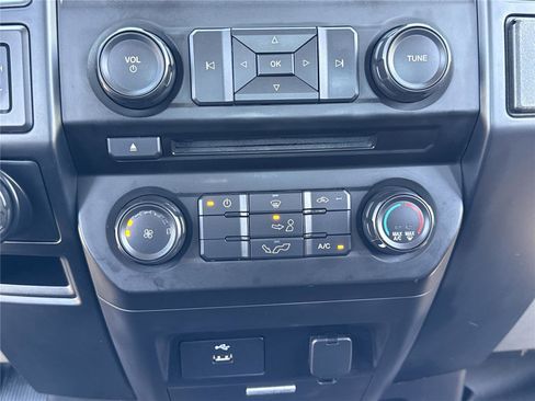 Used 2016 Ford F150 XL w/ Equipment Group 101A Mid AWD/4WD image 4