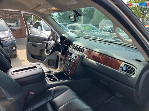 Used 2011 Chevrolet Silverado 1500 LTZ w/ LTZ Plus Package AWD/4WD image 19