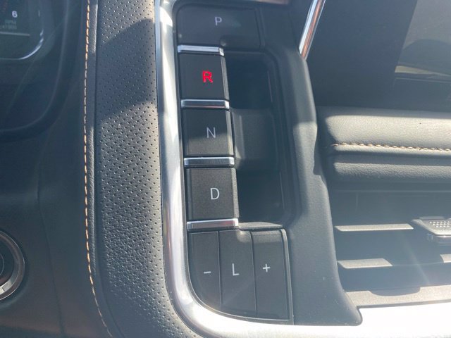Used 2023 GMC Yukon XL AT4 AWD/4WD image 27