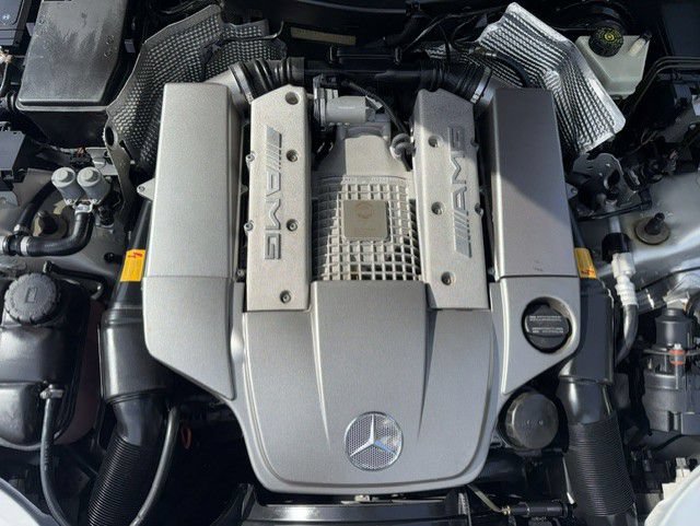 Used 2004 Mercedes-Benz SLK 32 AMG image 39