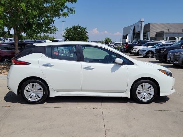 Used 2025 Nissan Leaf S FWD image 2