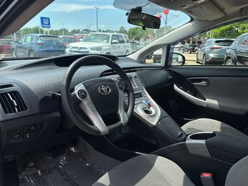 Used 2015 Toyota Prius Three w/ Solar Roof Package FWD image 14