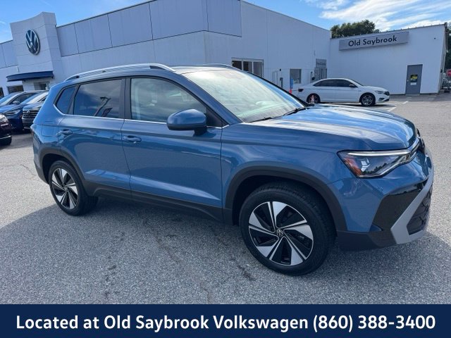 Certified 2026 Volkswagen Taos SE AWD/4WD image 3