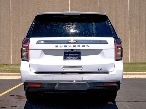 Certified 2024 Chevrolet Suburban LT AWD/4WD image 8