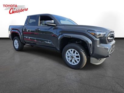 New 2024 Toyota Tacoma SR5