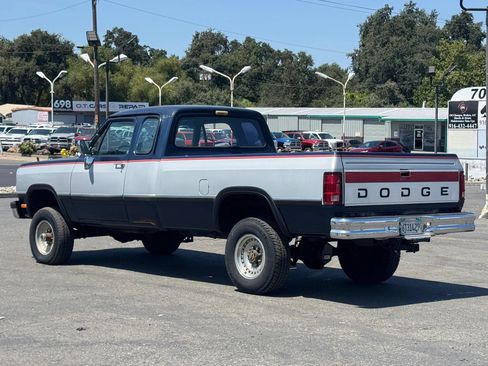 Used 1992 Dodge D/W Truck 250 AWD/4WD image 5