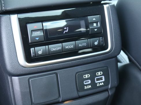 New 2025 Subaru Ascent Limited w/ Popular Package #2 image 21