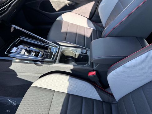 Used 2024 Volkswagen GTI Autobahn image 16