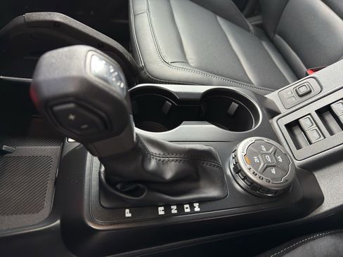 New 2026 Ford Bronco Badlands AWD/4WD image 25