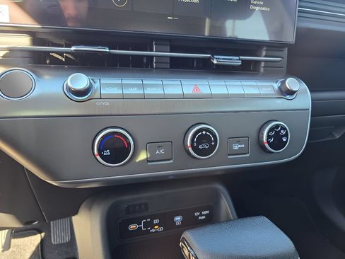 New 2026 Hyundai Kona SE AWD/4WD image 21
