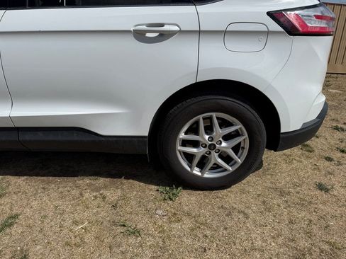 Used 2024 Ford Edge SEL image 33