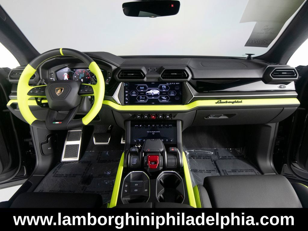 Used 2026 Lamborghini Urus S AWD/4WD image 39