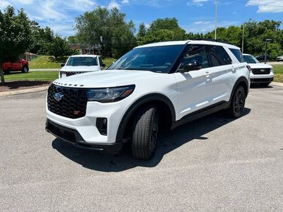 New 2026 Ford Explorer ST w/ Sun And Sound Package