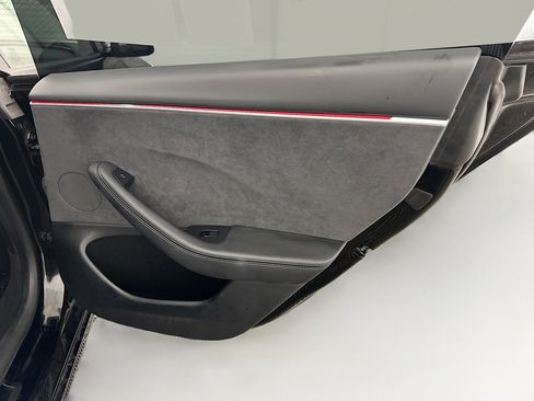 Used 2024 Tesla Model 3 Long Range image 31