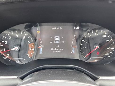 Used 2023 Jeep Compass Latitude AWD/4WD image 25