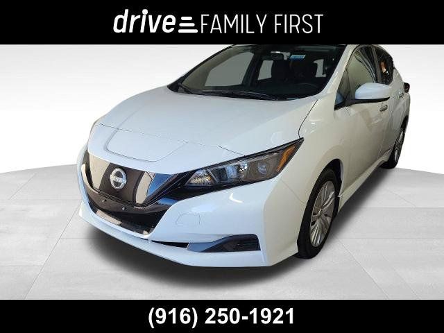 Used 2025 Nissan Leaf S FWD image 1