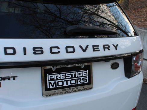 Used 2017 Land Rover Discovery Sport SE AWD/4WD image 36