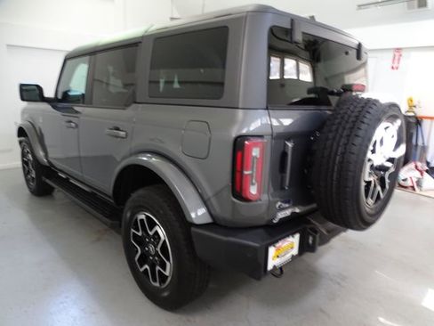 Used 2024 Ford Bronco Outer Banks AWD/4WD image 21