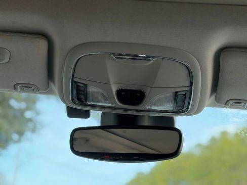 Used 2019 Jeep Cherokee Trailhawk image 50