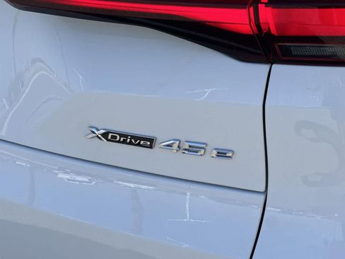 Used 2023 BMW X5 xDrive45e image 36
