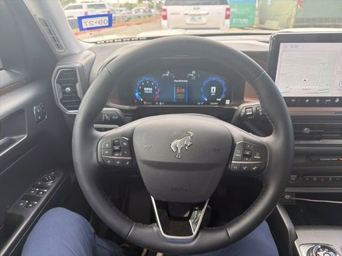 Used 2025 Ford Bronco Sport Outer Banks w/ Outer Banks Tech Package+ image 15