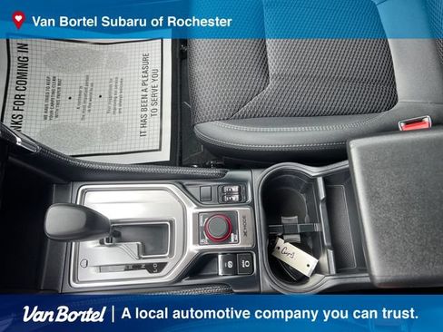 Certified 2024 Subaru Forester Premium AWD/4WD image 21