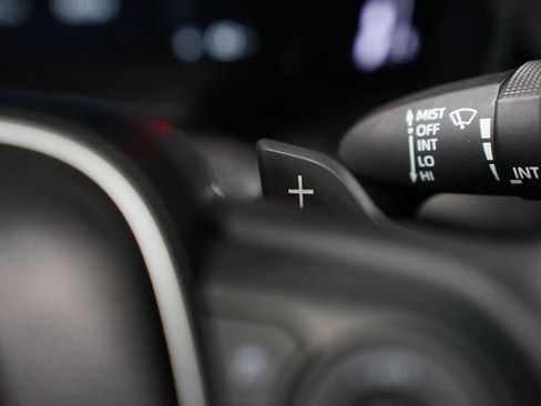 Certified 2024 Toyota Corolla Cross XSE image 15