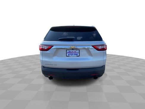 Used 2020 Chevrolet Traverse LS AWD/4WD image 9