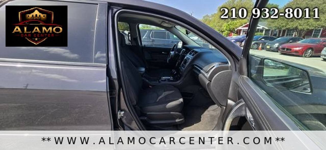 Used 2015 GMC Acadia SLE FWD image 13