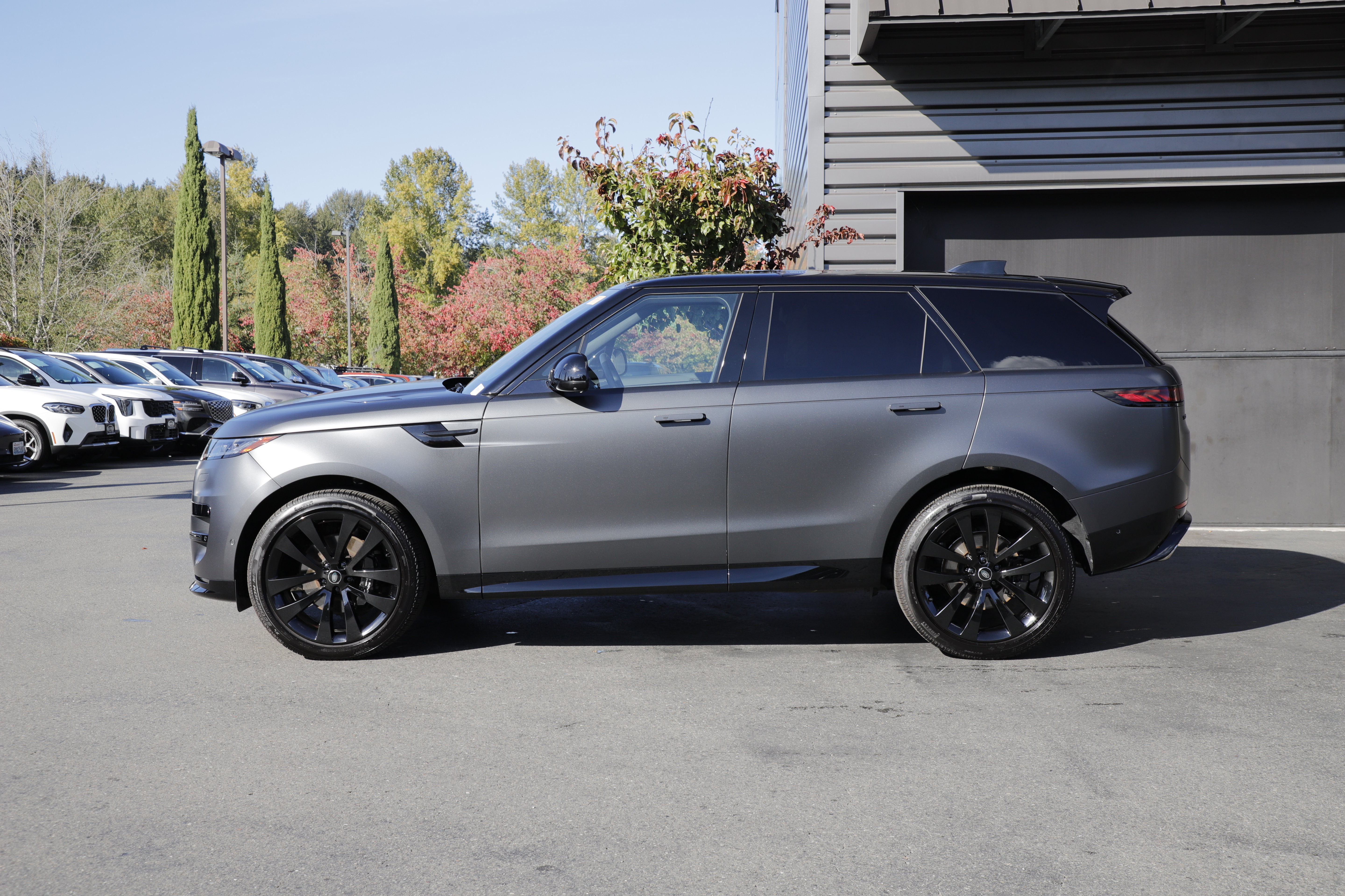 Used 2025 Land Rover Range Rover Sport Dynamic SE AWD/4WD image 7