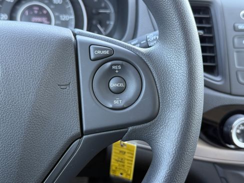 Used 2015 Honda CR-V LX image 25