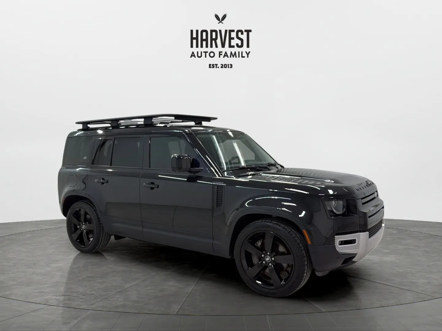 Used 2023 Land Rover Defender 110 SE AWD/4WD image 9