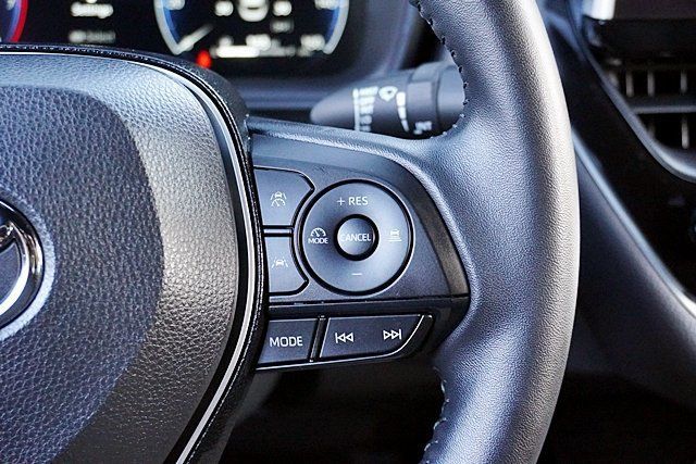 Used 2026 Toyota Corolla SE w/ SE Package FWD image 48