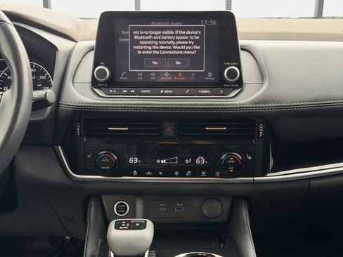 Used 2023 Nissan Rogue SL AWD/4WD image 17