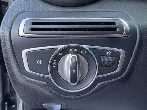 Used 2017 Mercedes-Benz C 300 4MATIC Sedan image 40