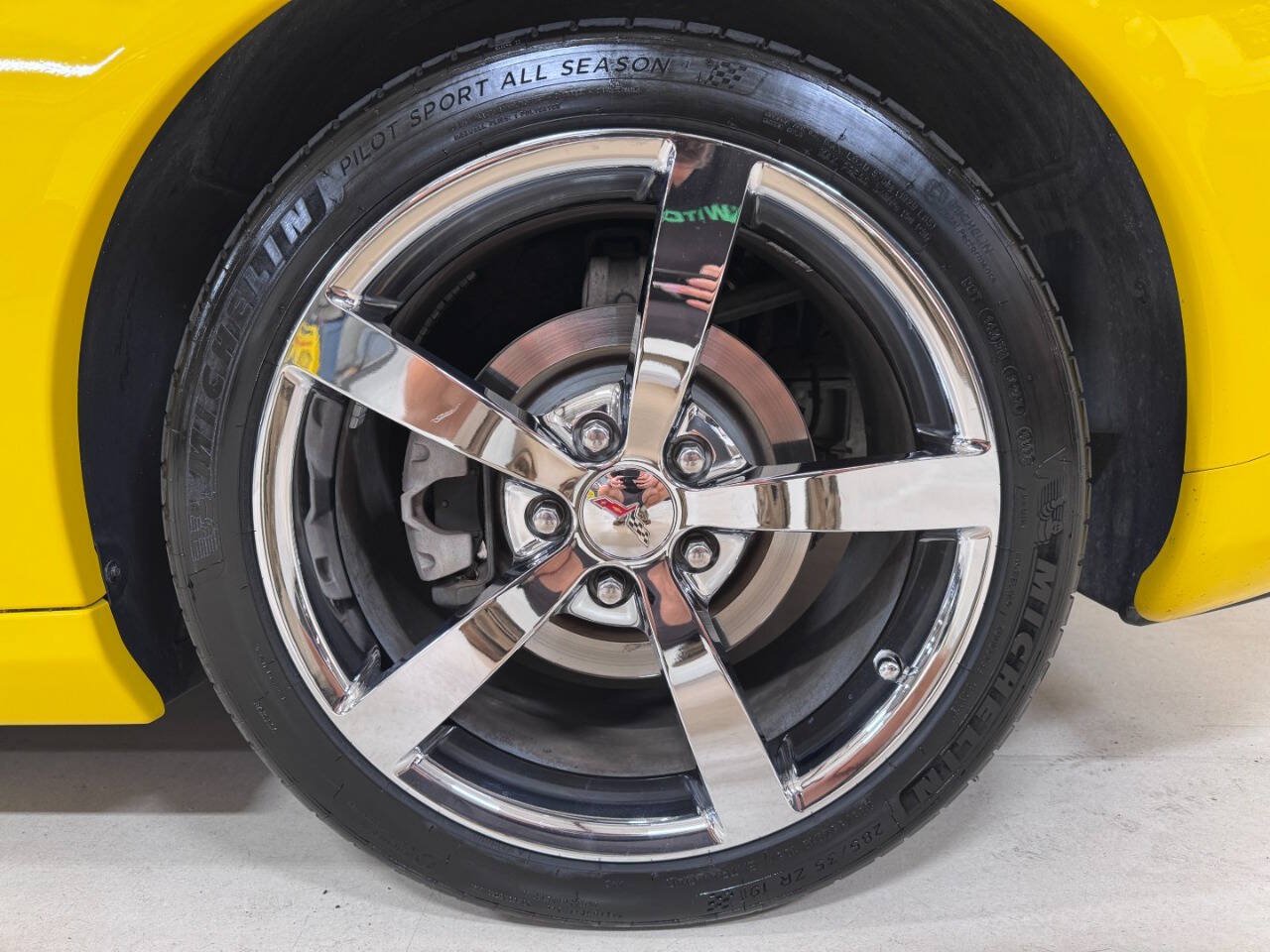 Used 2008 Chevrolet Corvette Coupe w/ Preferred Equipment Group RWD image 13