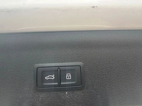 Used 2016 Audi Q3 2.0T Premium Plus w/ Technology Package image 39