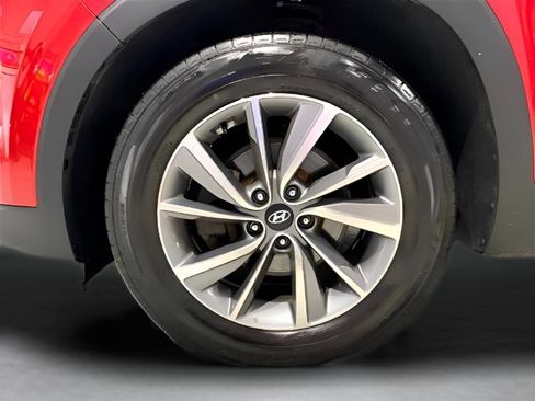 Used 2020 Hyundai Santa Fe SEL w/ Convenience + Premium Package AWD/4WD image 24