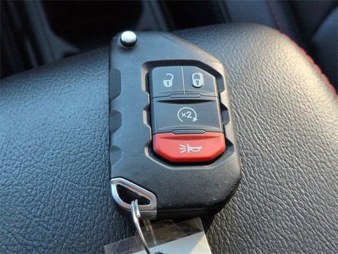 Certified 2024 Jeep Wrangler Unlimited Rubicon image 32