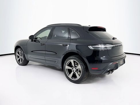 New 2026 Porsche Macan image 3