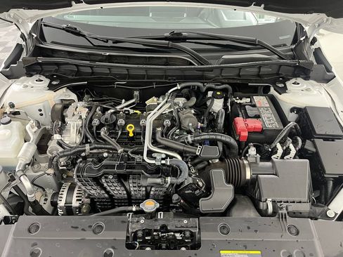 Used 2025 Nissan Altima 2.5 SV FWD image 20