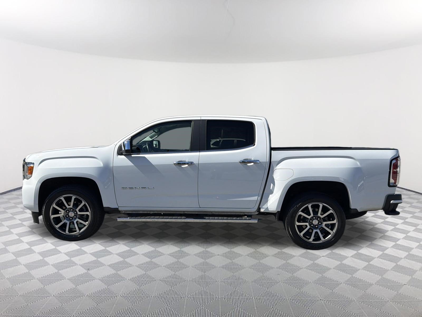 Used 2021 GMC Canyon Denali RWD image 13