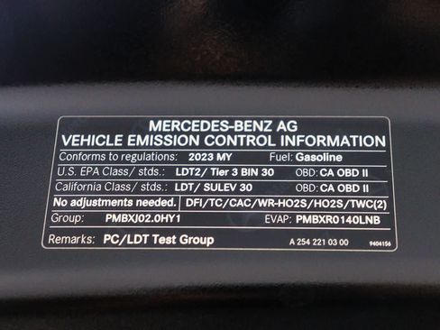 Used 2023 Mercedes-Benz GLC 300 4MATIC image 28