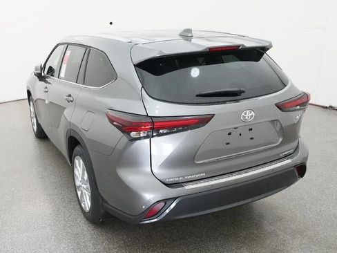New 2026 Toyota Highlander Limited AWD/4WD image 55