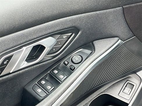 Used 2021 BMW 330i Sedan image 18