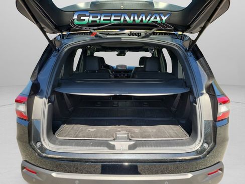 Used 2024 Honda Pilot TrailSport image 7