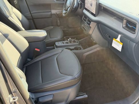 Used 2026 Ford Maverick Lobo AWD/4WD image 8